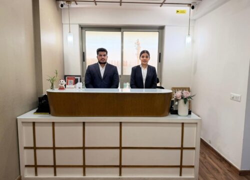 24/7 Reception Desk